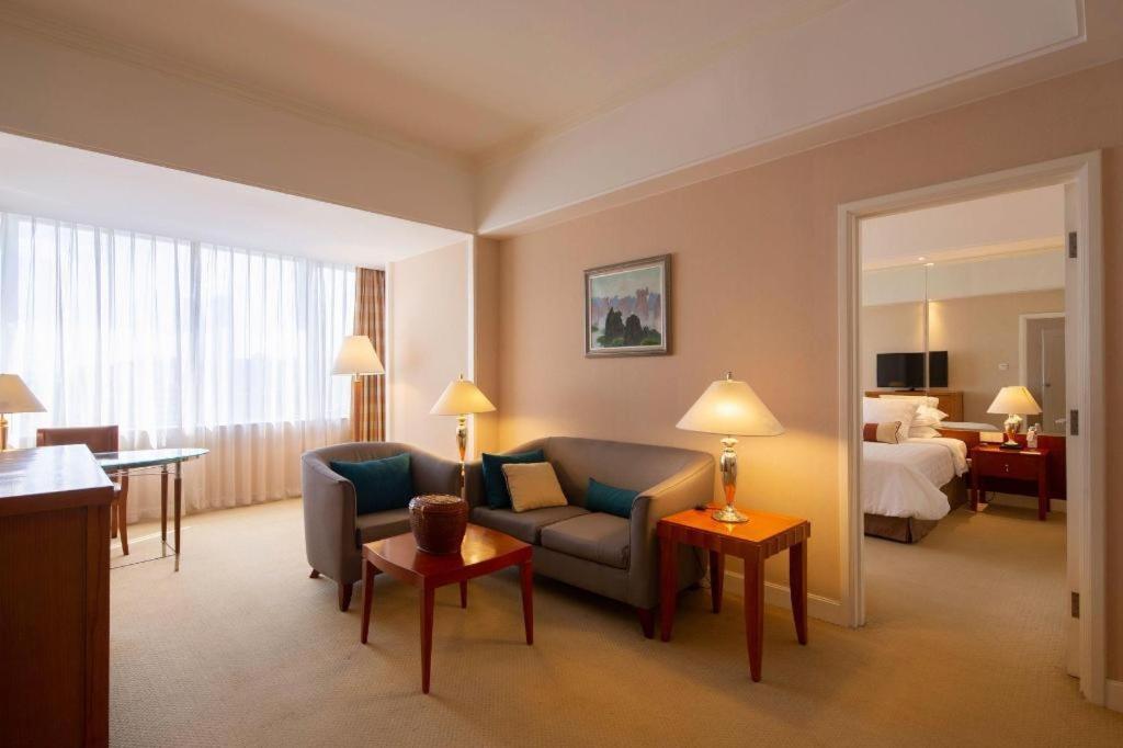 קונמינג Kai Wah Plaza International Hotel מראה חיצוני תמונה