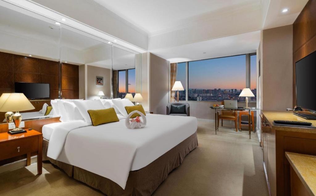 קונמינג Kai Wah Plaza International Hotel מראה חיצוני תמונה